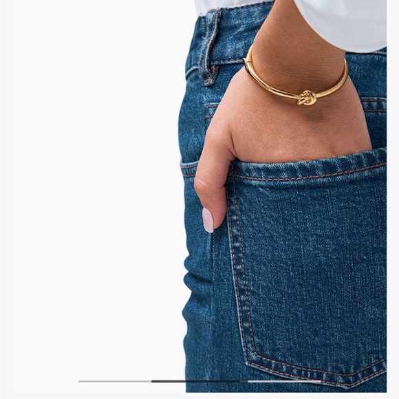 Kate Spade Outlet Sailor’s Knot Hinge Bangle - Picture 2 of 6